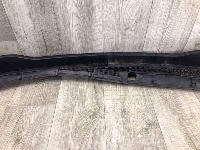 Пластик под лобовое стекло / Жабо OUTLANDER XL 05-13 2010 3.0 6B31