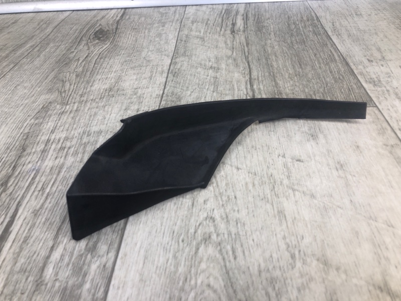 Пластик под лобовое стекло / Жабо правый NISSAN NV200 USA 13- 2013 2.0 MR20DE 668943LM0C Б/У