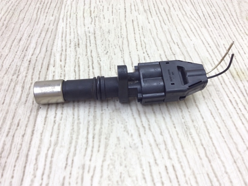 Датчик положения коленвала PRIUS - 30 09-17 2013 ZVW30 1.8 2ZRFXE