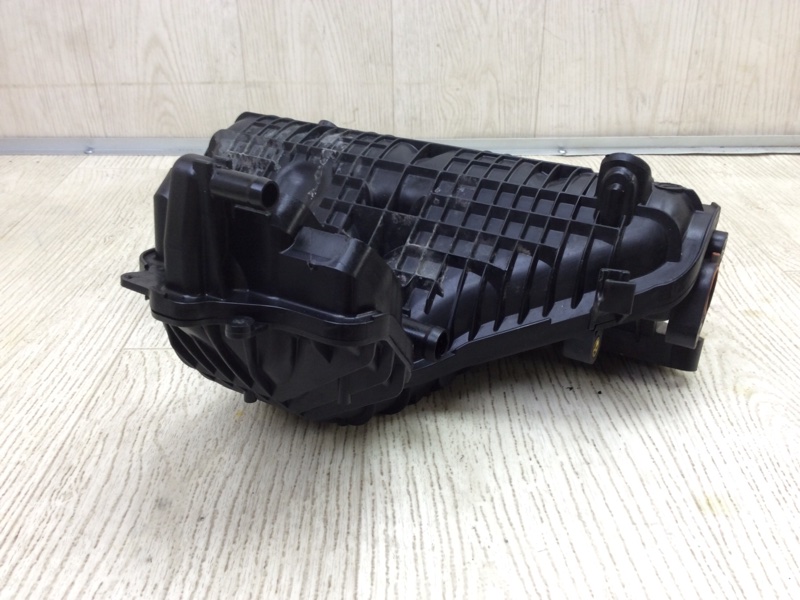 Коллектор впускной TOYOTA PRIUS - 30 09-17 ZVW30 1.8 2ZRFXE