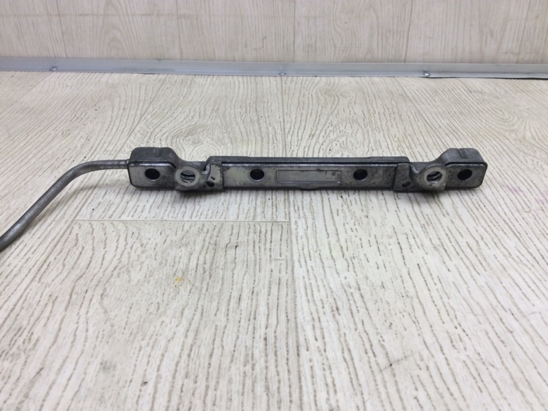 Топливная рейка TOYOTA PRIUS - 30 09-17 2013 ZVW30 1.8 2ZRFXE 2381437061 Б/У