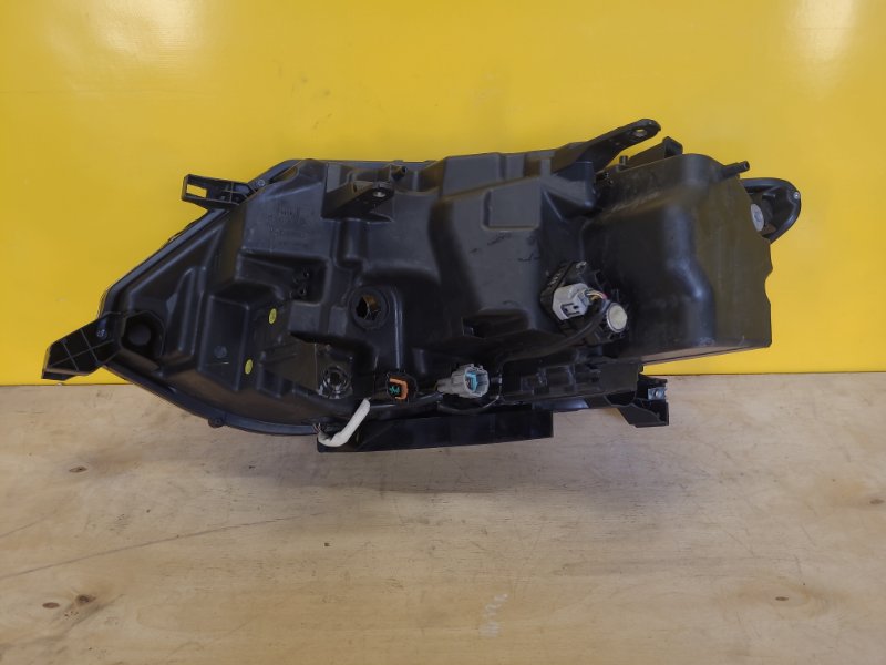 Фара правая X-TRAIL/ROGUE T32 13-20