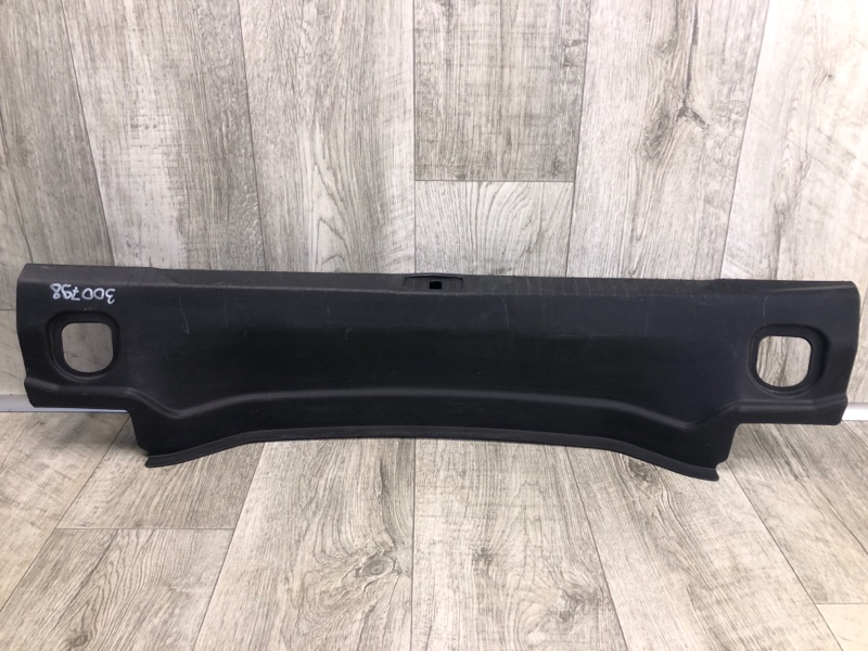 Накладка на порог багажника CADILLAC ATS 12-19 2014 2.0 LTG 22946238 Б/У