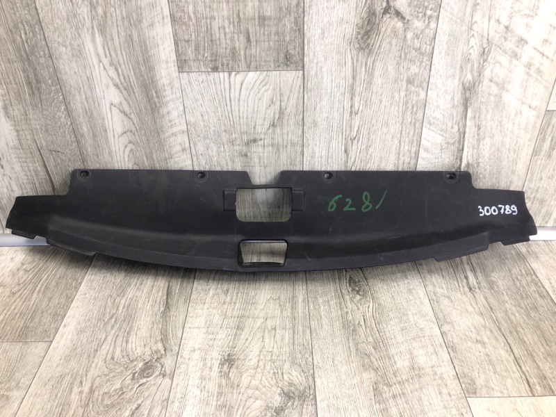 Накладка замка капота OUTLANDER XL 05-13 2010 3.0 6B31