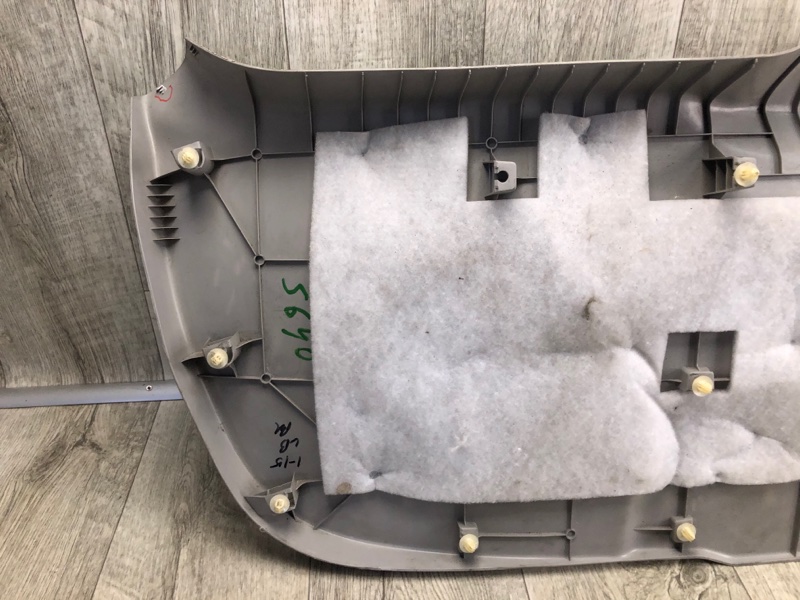 Накладка двери багажника VENZA 09-16 2009 3.5 2GR-FE