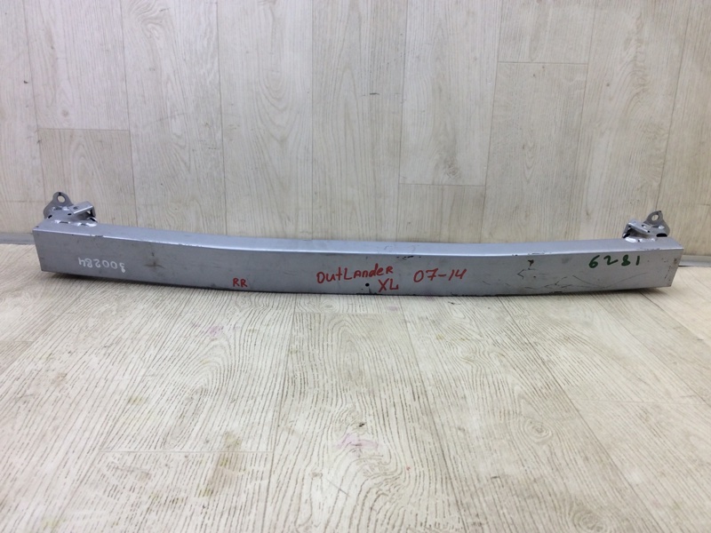 Усилитель заднего бампера MITSUBISHI OUTLANDER XL 05-13 2010 3.0 6B31 6410B027 Б/У