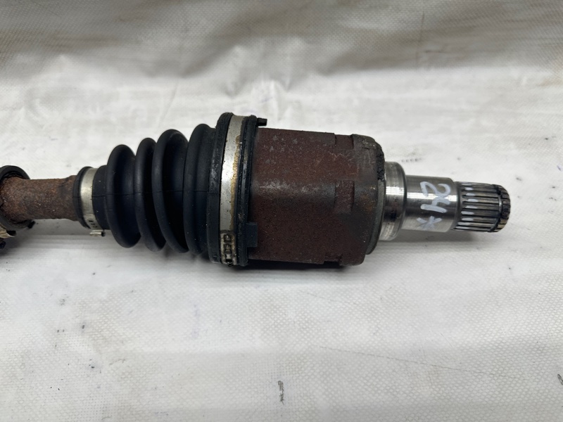 Привод передний левый CAMRY 30 02-06 2003 30 2.4 2AZFE