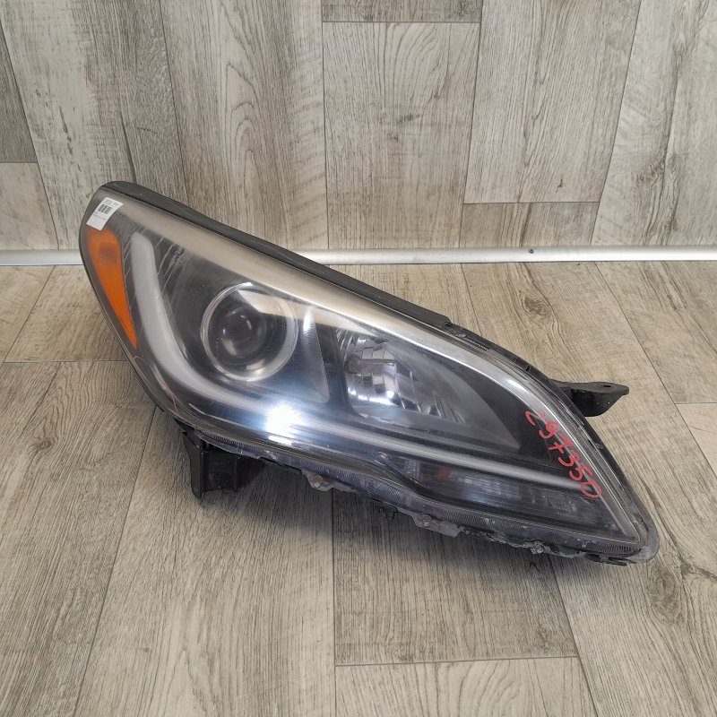 Запчасть фара правая HYUNDAI SONATA LF 2014- 2016 LF 2.0 G4NG 92102E6030 Б/У Фара правая HYUNDAI SONATA LF 2014- 2016 LF 2.0 G4NG 92102E6030 Б/У
