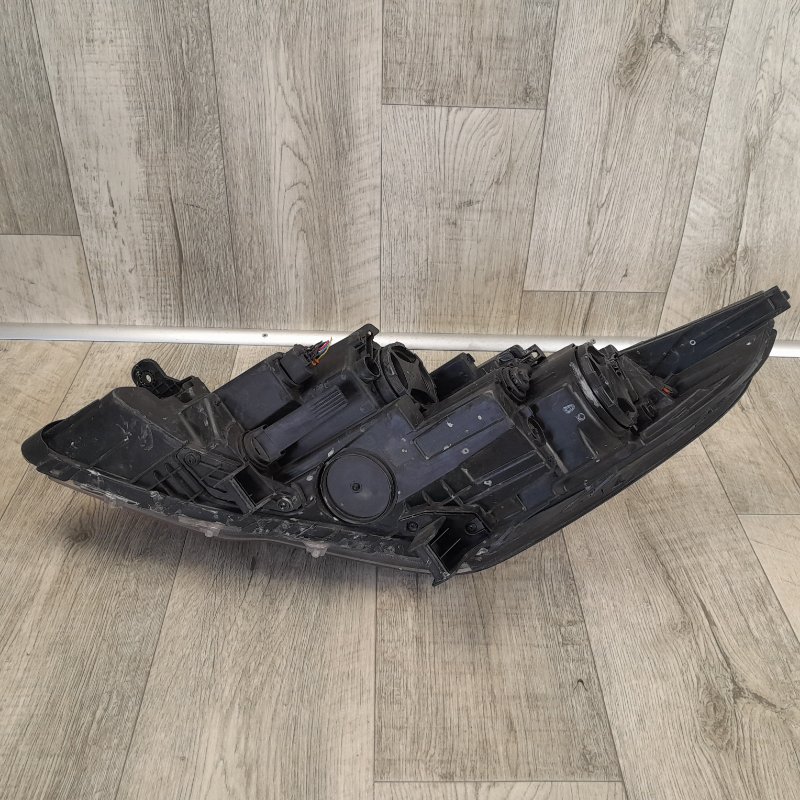 Фара правая SONATA LF 2014- 2016 LF 2.0 G4NG Фара правая SONATA LF 2014- 2016 LF 2.0 G4NG