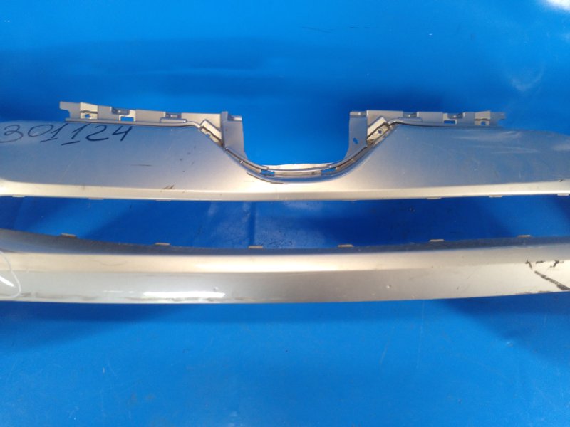 Бампер передний TOYOTA RAV4 13-19