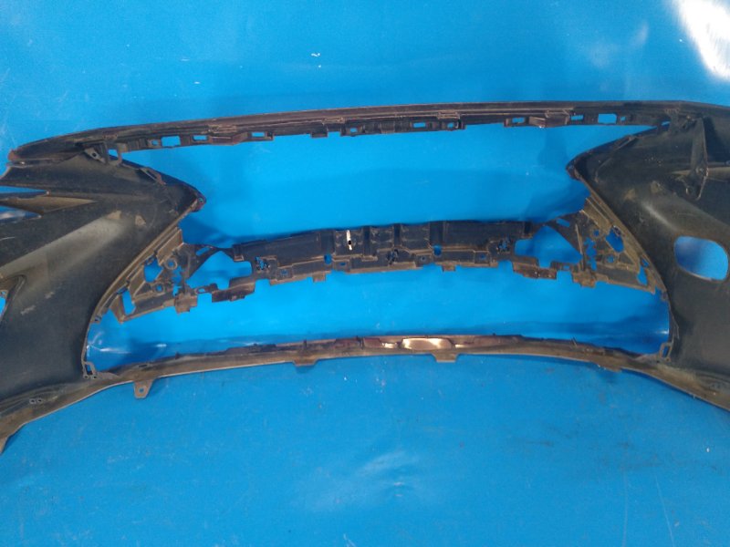 Бампер передний LS500 18- Бампер передний LS500 18-