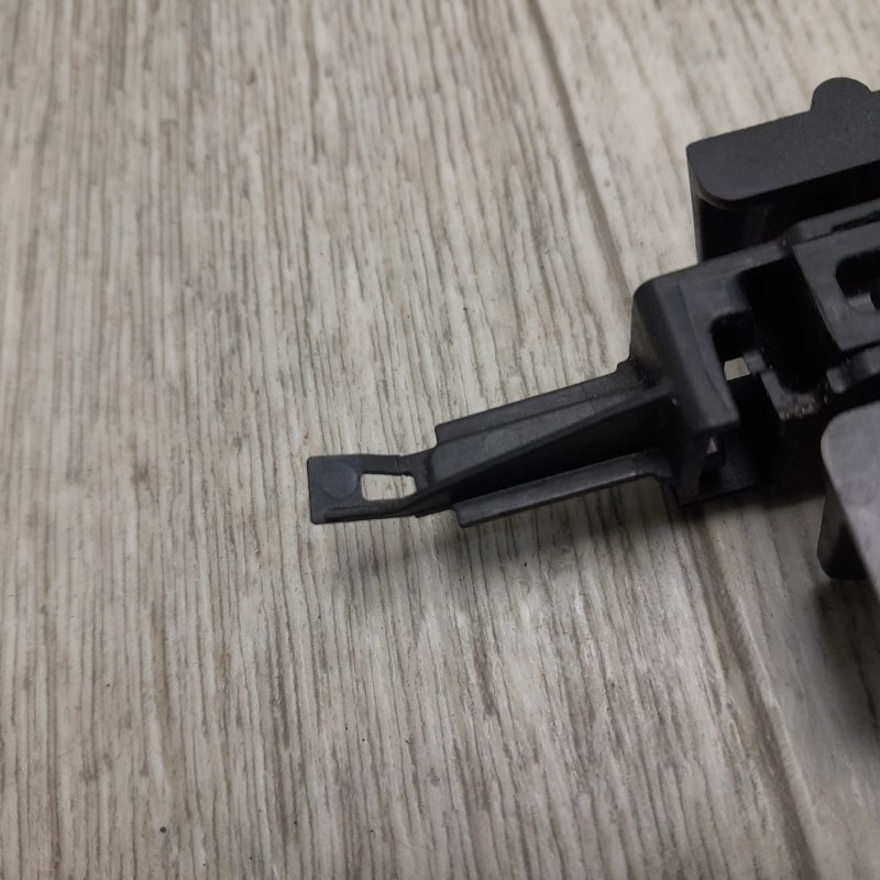 Ручка двери наружная задняя левая DURANGO 11- (WD) Ручка двери наружная задняя левая DURANGO 11- (WD)