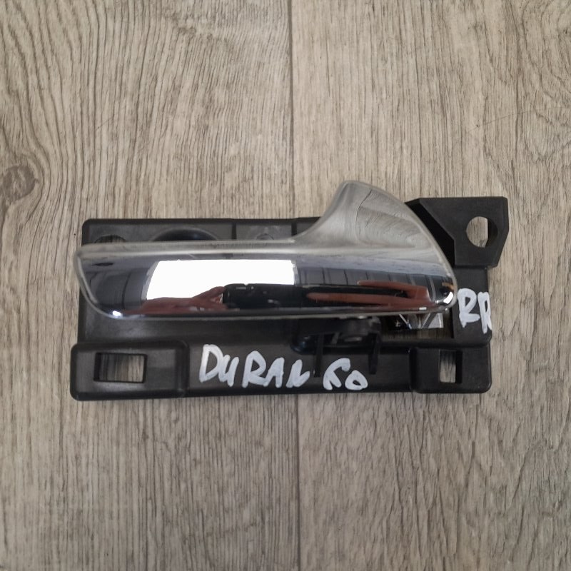 Запчасть ручка двери внутренняя задняя правая DODGE DURANGO 11- (WD) 68079302AA Б/У Ручка двери внутренняя задняя правая DODGE DURANGO 11- (WD) 68079302AA Б/У