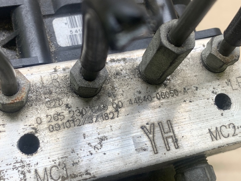 Блок ABS CAMRY 40 06-11 2009 3.5 2GR-FE