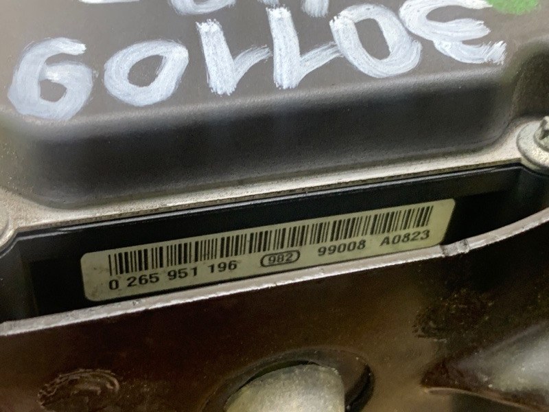 Блок ABS CAMRY 40 06-11 2009 3.5 2GR-FE