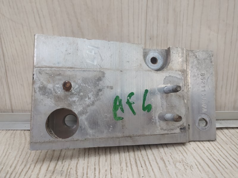 Кронштейн усилителя заднего бампера левый PATHFINDER R52 12-21 2015 R52 3.5 VQ35DE