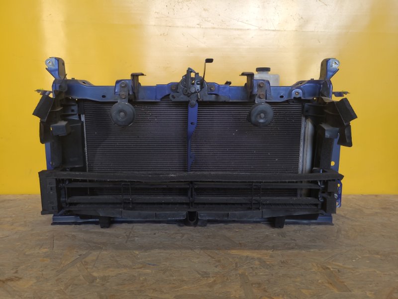 Панель передняя TOYOTA PRIUS - 30 09-17 5320147903 Б/У