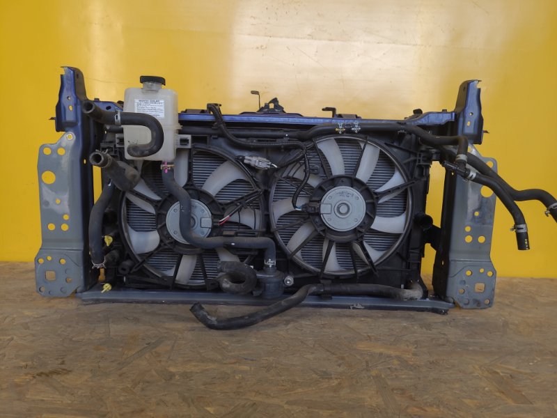 Панель передняя PRIUS - 30 09-17