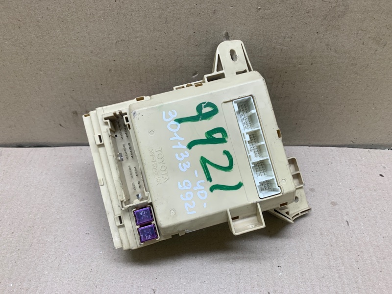 Блок предохранителей салон CAMRY 40 06-11 2009 3.5 2GR-FE