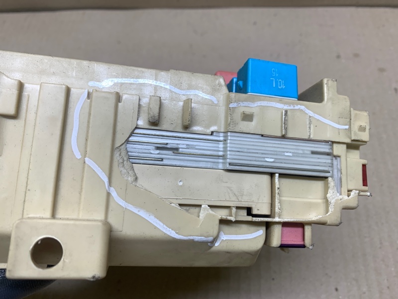 Блок предохранителей салон CAMRY 40 06-11 2009 3.5 2GR-FE