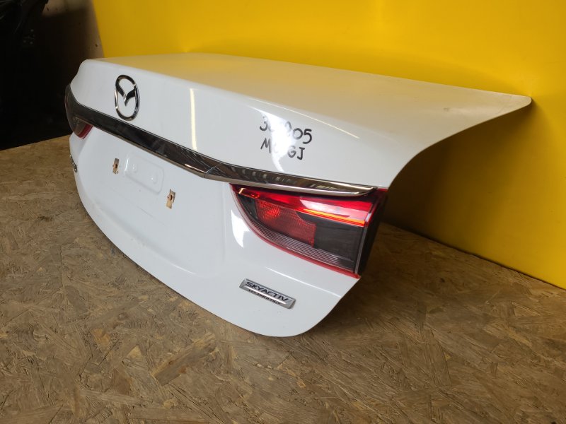 Крышка багажника 6 GJ 12- Крышка багажника 6 GJ 12-