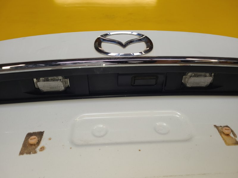 Крышка багажника 6 GJ 12- Крышка багажника 6 GJ 12-