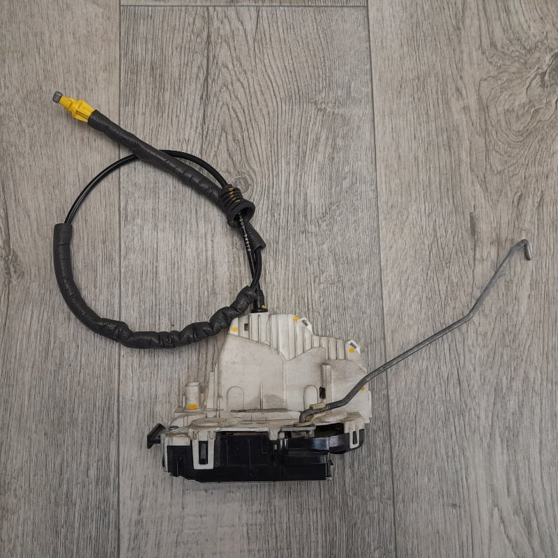 Замок двери передний правый DODGE DURANGO 11- (WD) 4589924AC Б/У