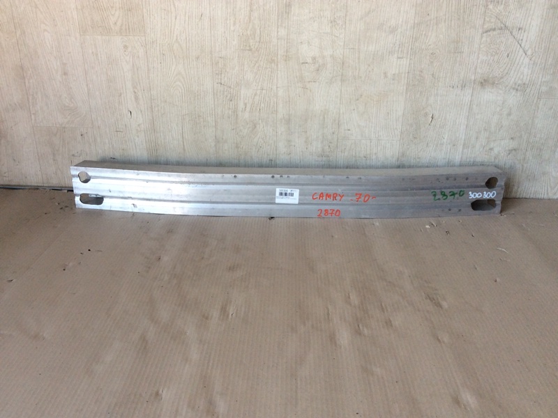 Запчасть усилитель заднего бампера TOYOTA CAMRY 70 17- 2020 GSV70 2.5 A25AFKS 5217106170 Б/У Усилитель заднего бампера TOYOTA CAMRY 70 17- 2020 GSV70 2.5 A25AFKS 5217106170 Б/У