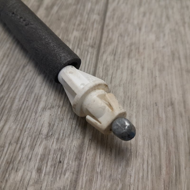 Замок двери задний правый DURANGO 11- (WD)