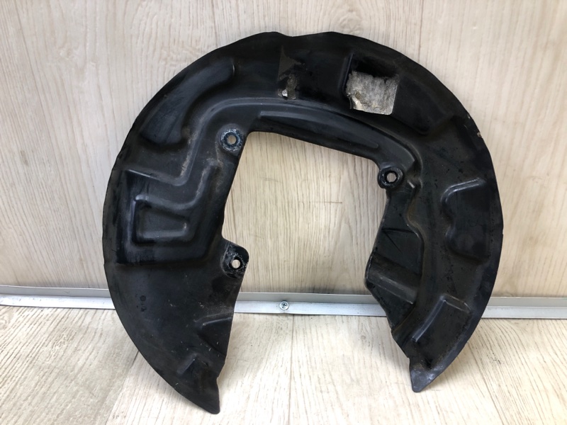 Запчасть защита тормозного диска задняя правая LINCOLN MKZ 13-20 2016 3.7 C37PDED E1GZ-2C028-A Б/У Защита тормозного диска задняя правая LINCOLN MKZ 13-20 2016 3.7 C37PDED E1GZ-2C028-A Б/У