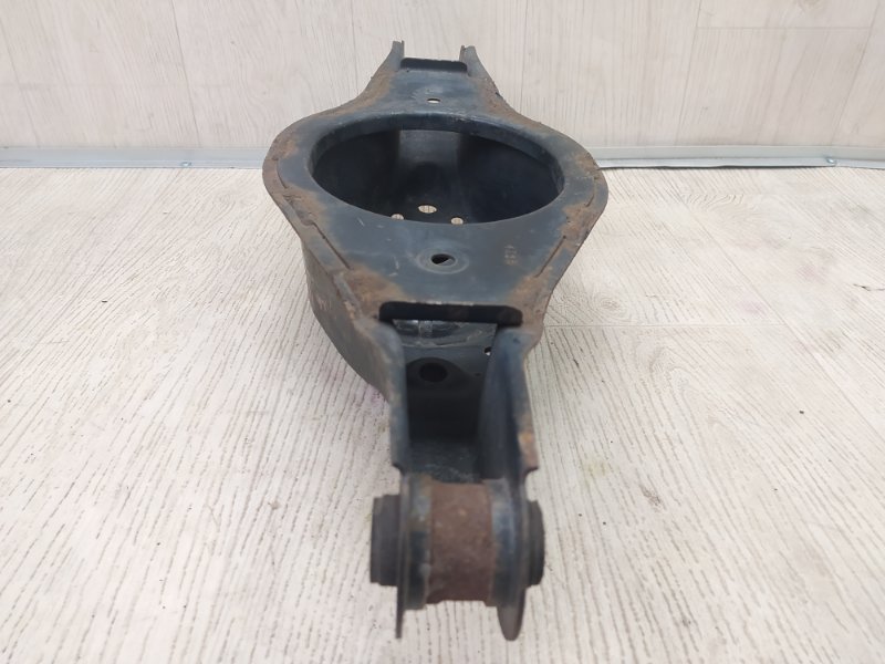 Рычаг задней подвески поперечный нижний левый PATHFINDER R52 12-21 2015 R52 3.5 VQ35DE