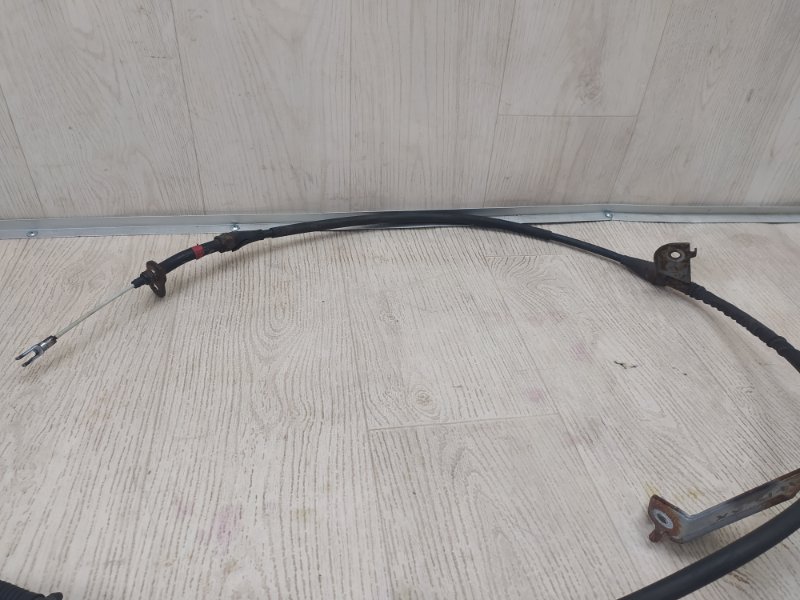 Трос стояночного тормоза задний правый NISSAN PATHFINDER R52 12-21 R52 3.5 VQ35DE
