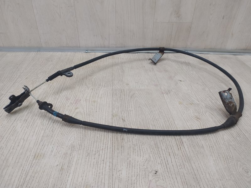 Трос стояночного тормоза задний левый NISSAN PATHFINDER R52 12-21 2015 R52 3.5 VQ35DE 365313KA0A Б/У