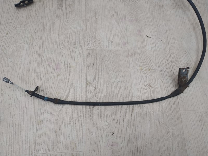 Трос стояночного тормоза задний левый NISSAN PATHFINDER R52 12-21 R52 3.5 VQ35DE