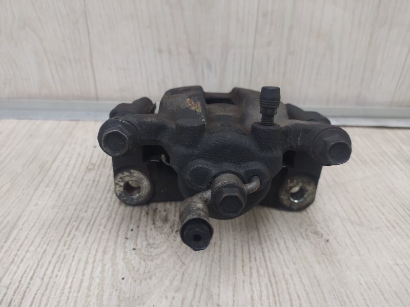 Суппорт тормозной задний правый PATHFINDER R52 12-21 2015 R52 3.5 VQ35DE