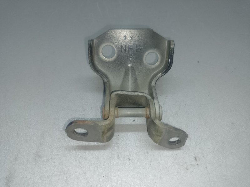 Петля двери верхняя передняя левая SUBARU IMPREZA 11-17 2012 GJ 2.0 FB20B 60079AG011 Б/У