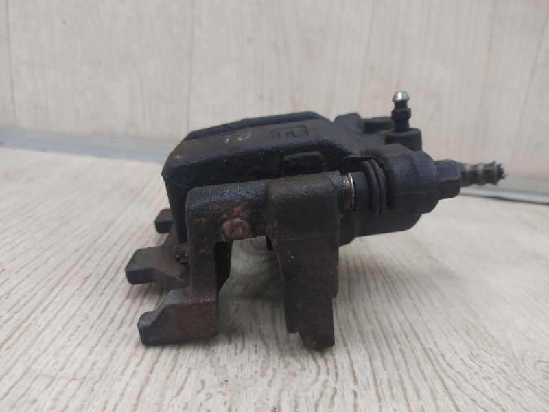 Суппорт тормозной задний левый NISSAN PATHFINDER R52 12-21 R52 3.5 VQ35DE Суппорт тормозной задний левый NISSAN PATHFINDER R52 12-21 R52 3.5 VQ35DE