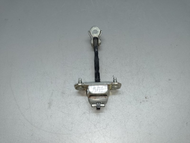 Ограничитель двери передний левый IMPREZA 11-17 2012 GJ 2.0 FB20B Ограничитель двери передний левый IMPREZA 11-17 2012 GJ 2.0 FB20B