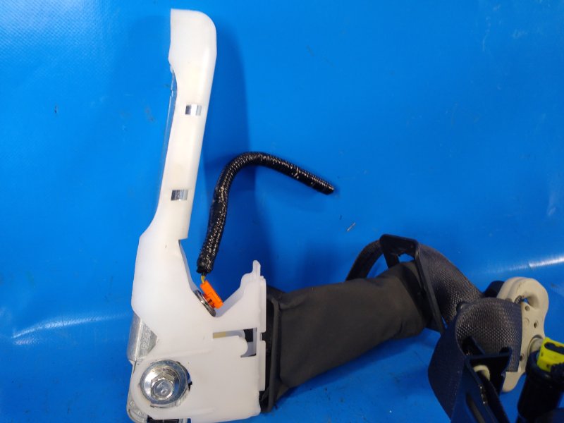 Ремень безопасности передний правый SENTRA B17 12-21 2013 1.8 MRA8DE