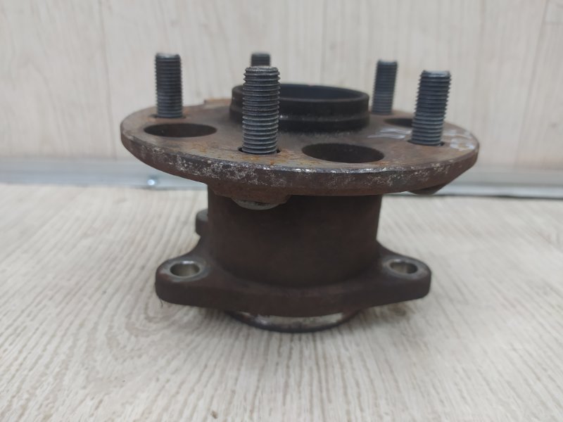 Ступица задняя VENZA 09-16 2009 3.5 2GR-FE Ступица задняя VENZA 09-16 2009 3.5 2GR-FE