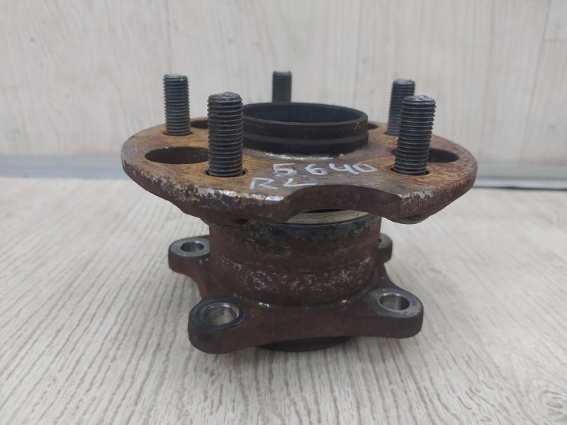 Ступица задняя VENZA 09-16 2009 3.5 2GR-FE Ступица задняя VENZA 09-16 2009 3.5 2GR-FE