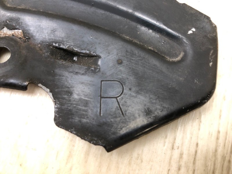 Защита тормозного диска передняя правая ATS 12-19 2014 2.0 LTG Защита тормозного диска передняя правая ATS 12-19 2014 2.0 LTG