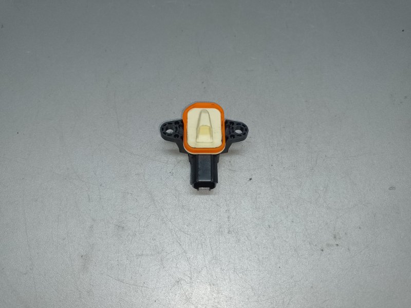 Датчик удара передний левый FUSION 14- 2014 C25HDEX