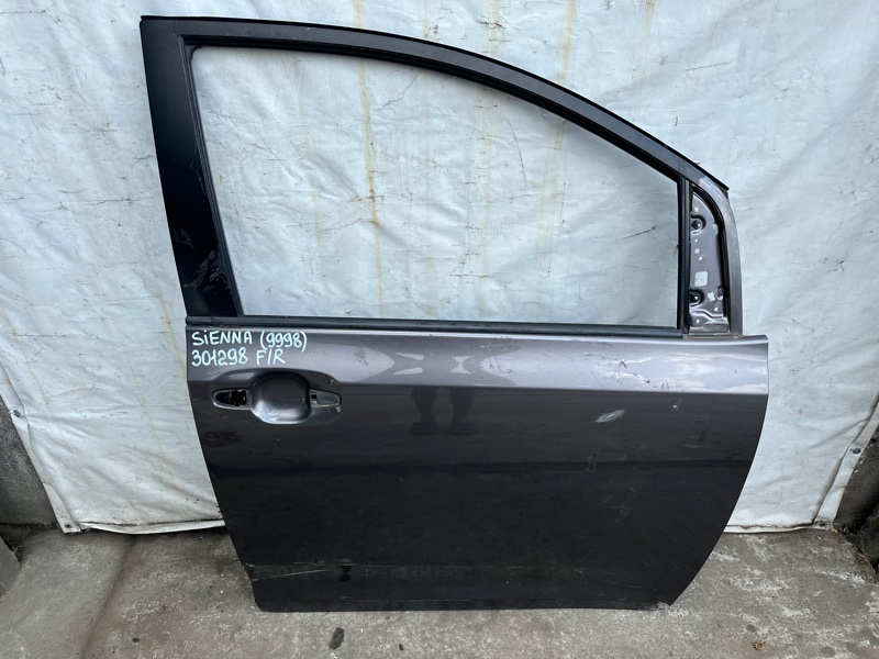 Дверь передняя правая SIENNA 11-16 2012 3.5 2GR-FE Дверь передняя правая SIENNA 11-16 2012 3.5 2GR-FE