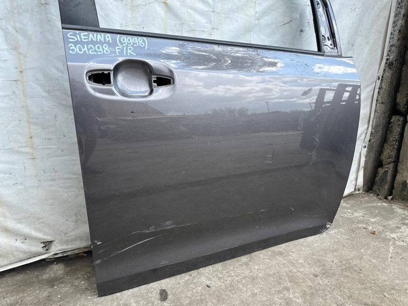 Дверь передняя правая TOYOTA SIENNA 11-16 3.5 2GR-FE Дверь передняя правая TOYOTA SIENNA 11-16 3.5 2GR-FE