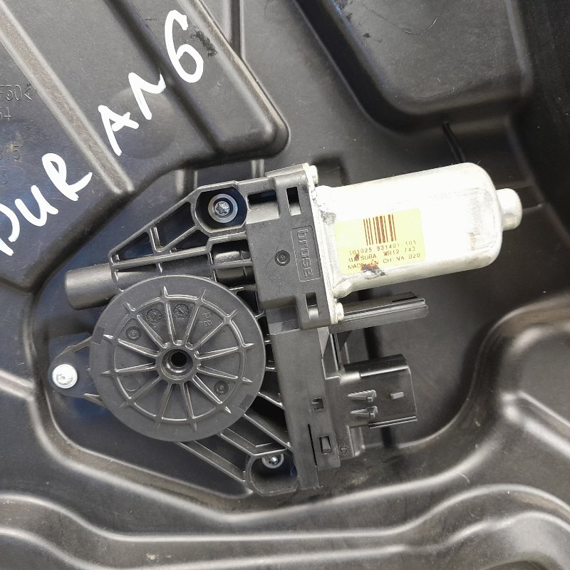 Стеклоподъемник передний левый DURANGO 11- (WD) Стеклоподъемник передний левый DURANGO 11- (WD)