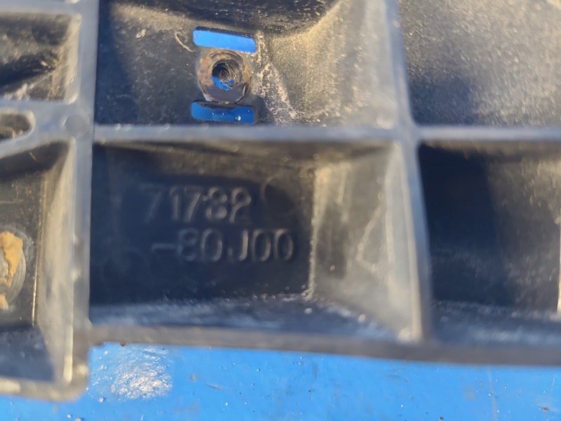 Кронштейн переднего бампера левый SX4 06-13 2008 2.0 J20A