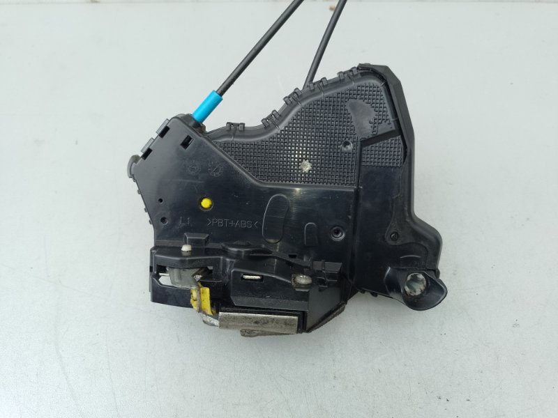 Замок двери передний левый SUZUKI KIZASHI 09-14 J24B