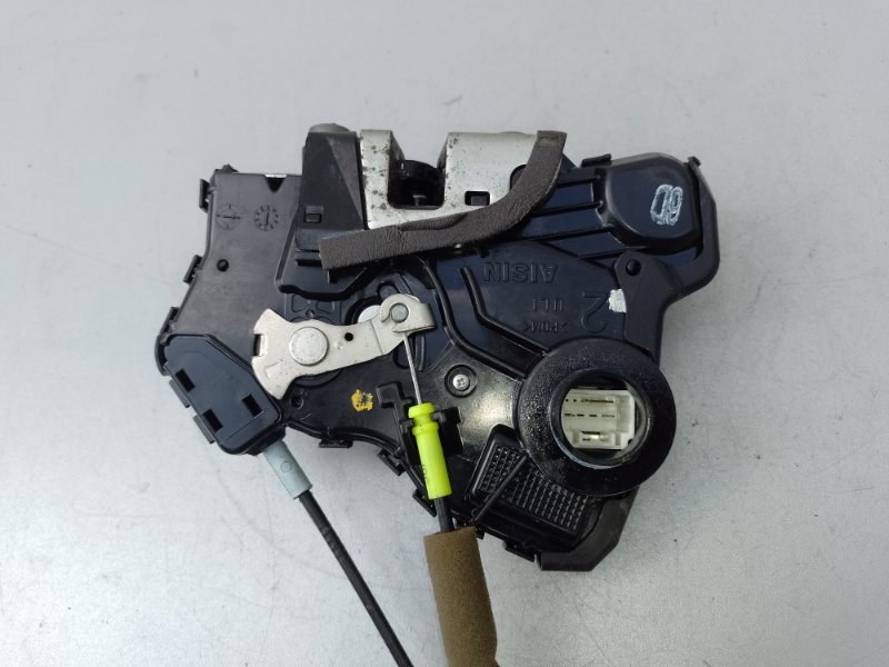 Замок двери передний левый CAMRY 40 06-11 2009 3.5 2GR-FE