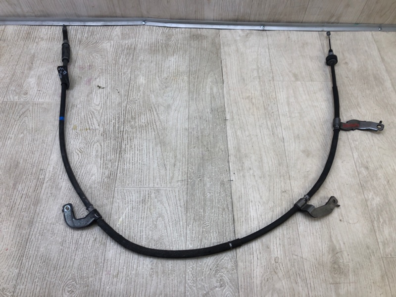 Трос стояночного тормоза задний правый NIRO 16- 2017 1.6 G4LE